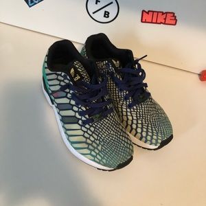 Adidas zx flux glow in the dark
